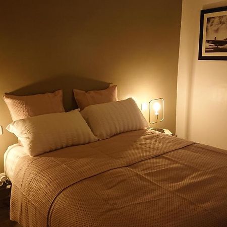 Apartamento Nuits Au Grenier De Chartres Exterior foto