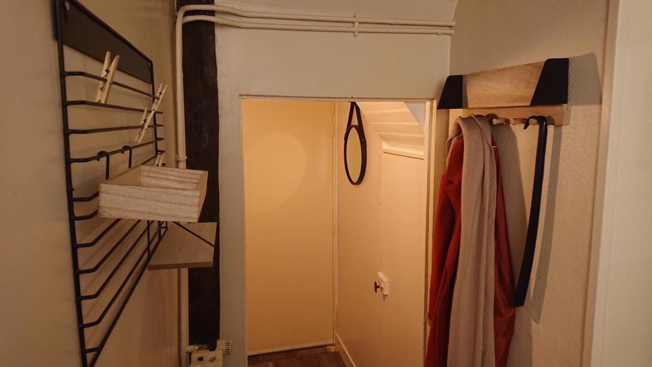Apartamento Nuits Au Grenier De Chartres Exterior foto